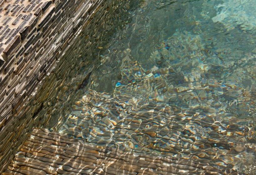 هتل Vila De La Mar & Spa