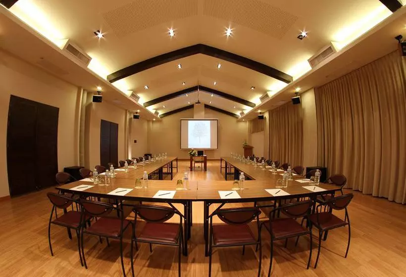 Отель Wishing Tree Resort