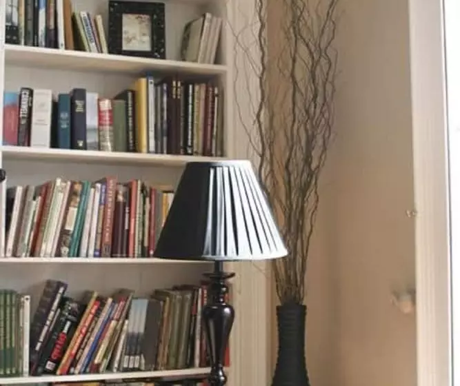 Отель Yann's At Glenearn House