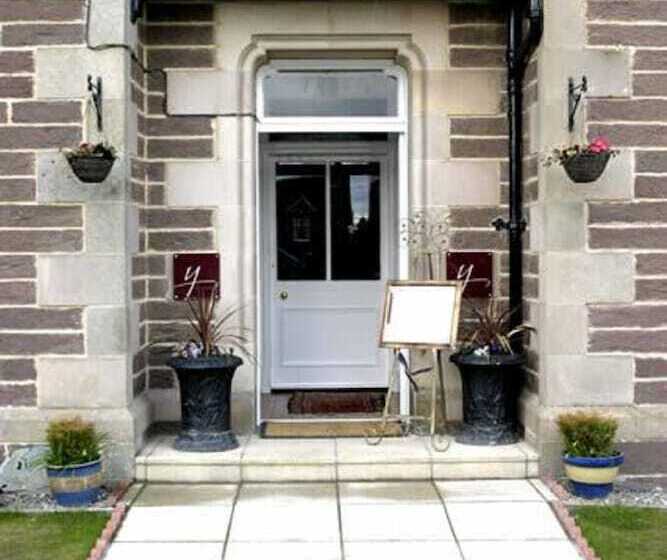 Hotel Yann's At Glenearn House