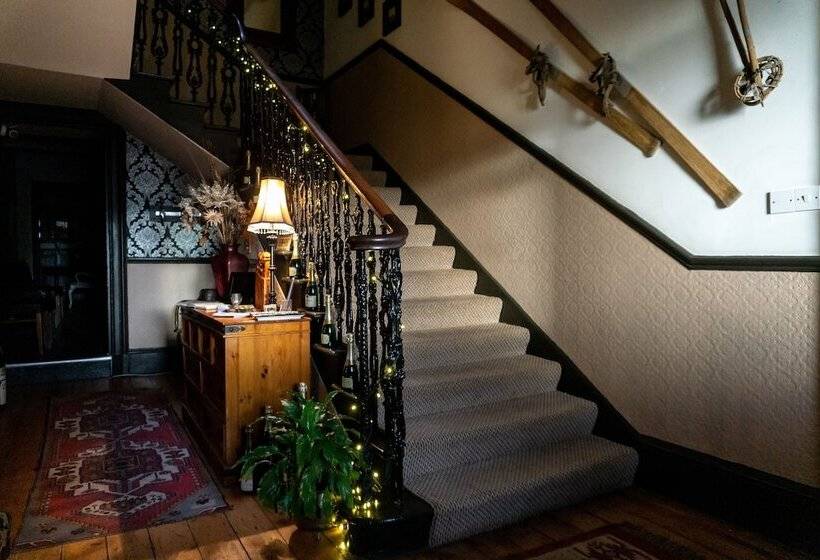 Hotel Yann's At Glenearn House