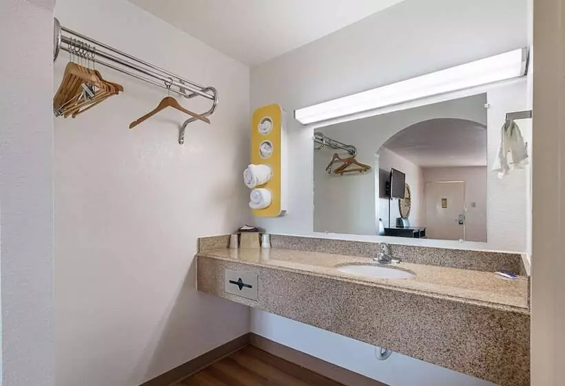 Motel 6 San Antonio Tx I10 West