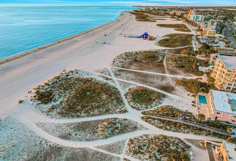 Курорт Palms Of Treasure Island Condo