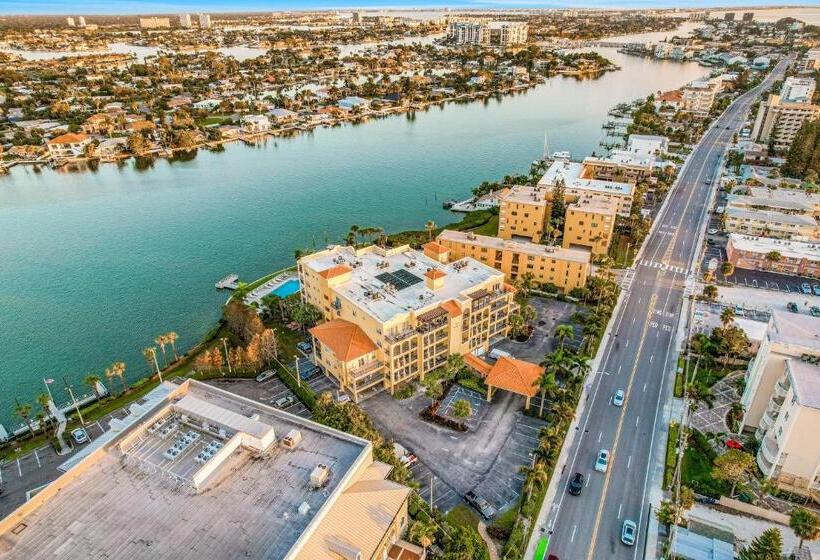 منتجع Palms Of Treasure Island Condo 