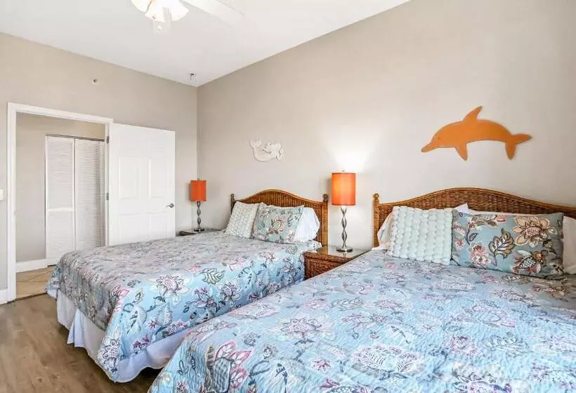 Курорт Palms Of Treasure Island Condo