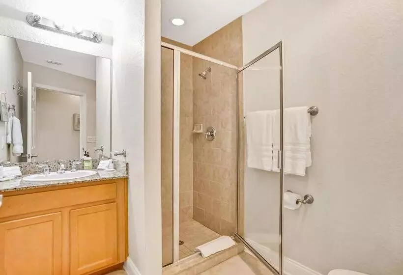 Курорт Palms Of Treasure Island Condo