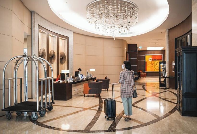 Sathorn Vista Bangkok Marriott Executive Apartments