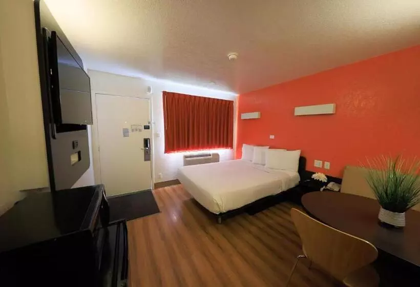 모텔 The Jackson Southtown