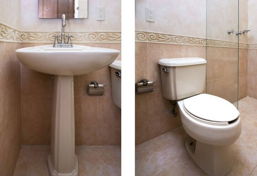 Casa Del Virrey Hotel And Suites