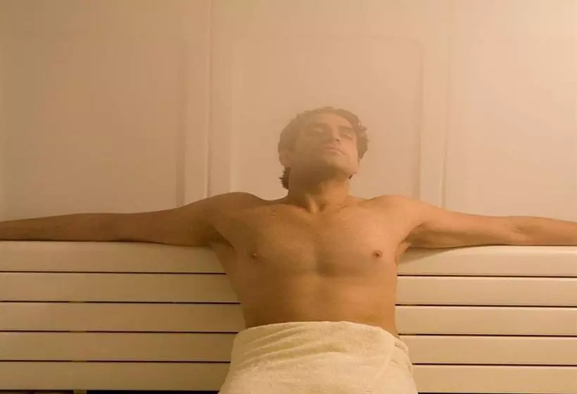 Galaxy Hotel - Shopping - Spa