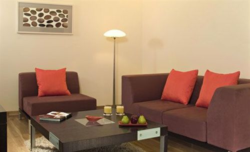 Galaxy Hotel - Shopping - Spa