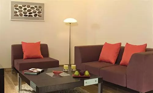 Galaxy Hotel - Shopping - Spa