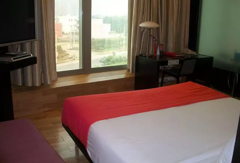 Galaxy Hotel - Shopping - Spa