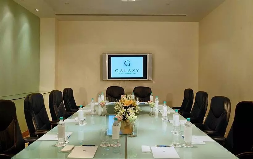 Galaxy Hotel - Shopping - Spa