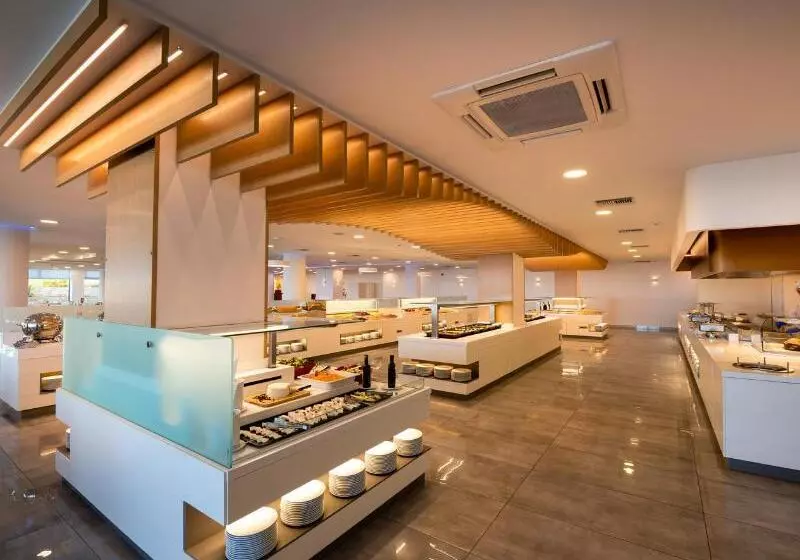 Grand Hotel Holiday Resort