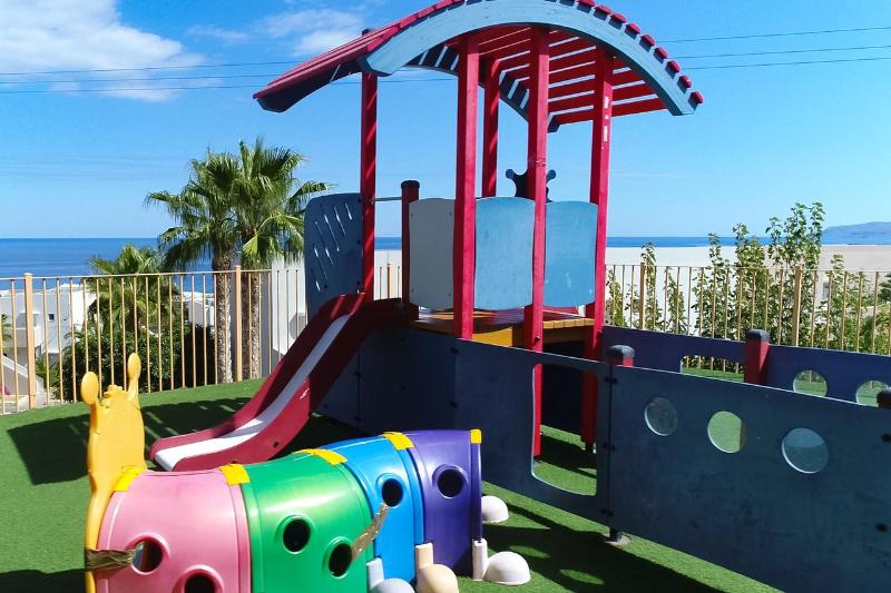 Grand Hotel Holiday Resort