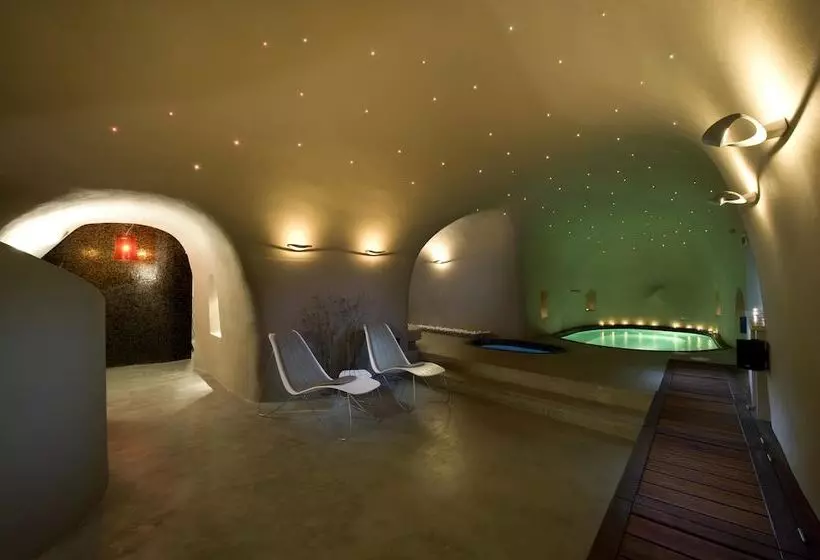 Hotel Avaton Resort And Spa