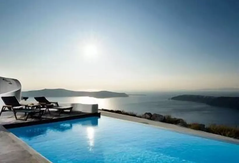 Hotel Avaton Resort And Spa