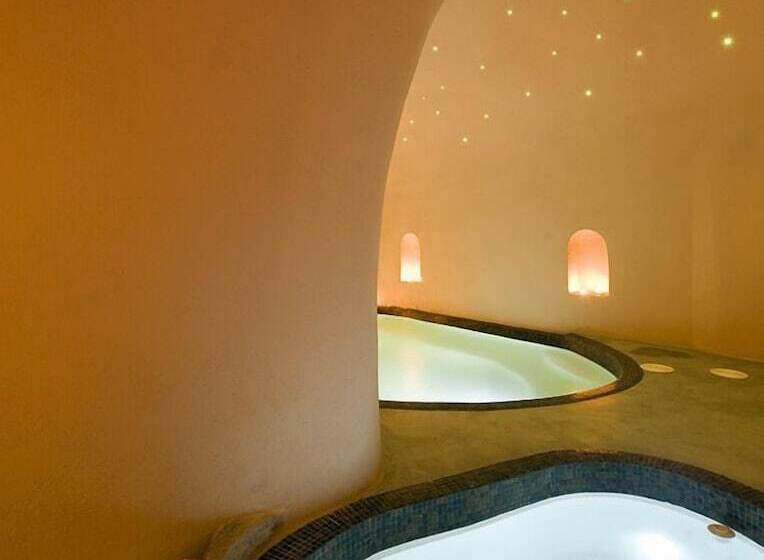 Hotell Avaton Resort And Spa