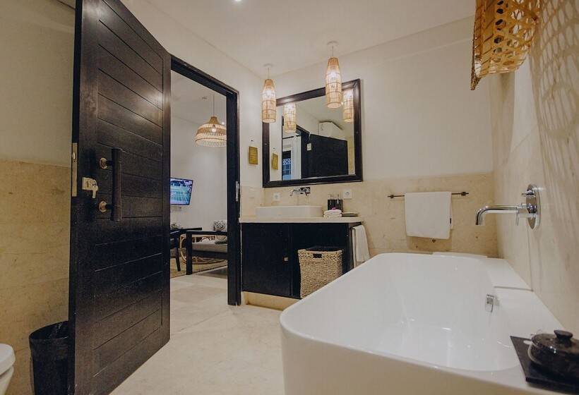 Hotel Batu Karang Lembongan Resort & Spa