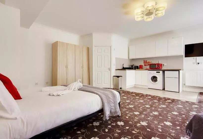 ホテル Bourne Hall