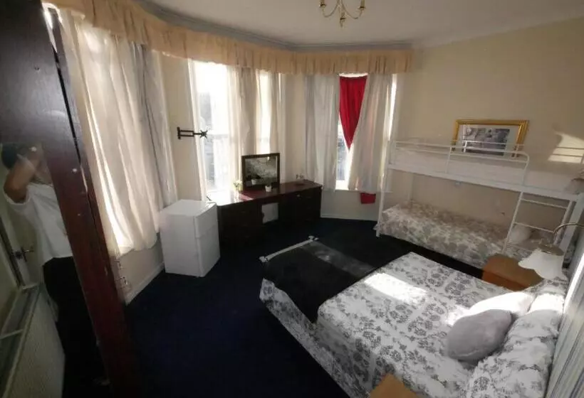 ホテル Bourne Hall