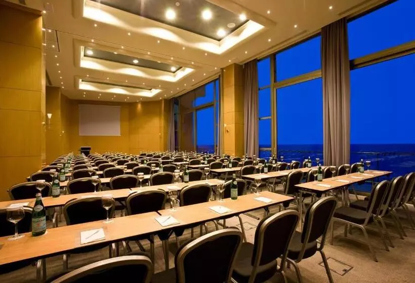 호텔 Elysium Resort & Spa