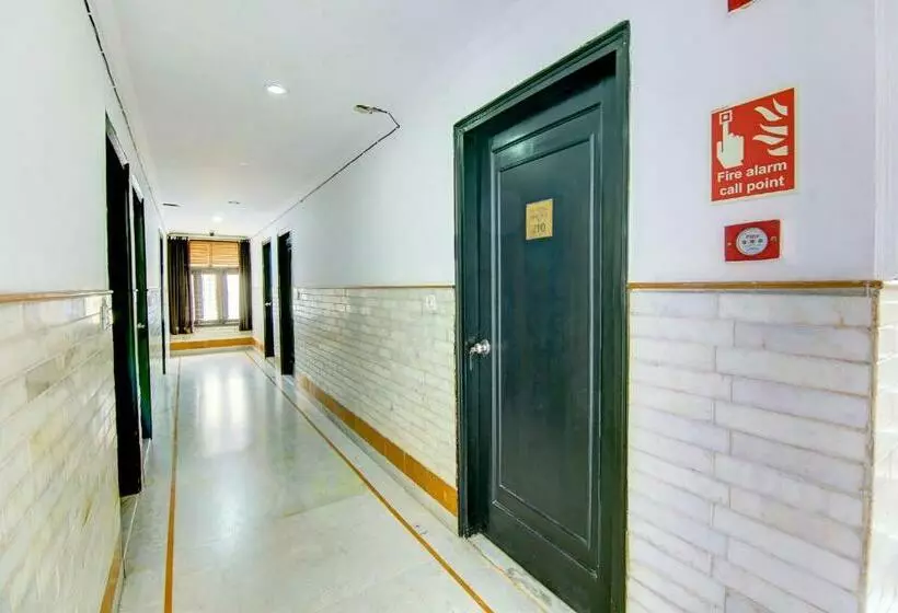 Fabhotel Le Heritage Karol Bagh