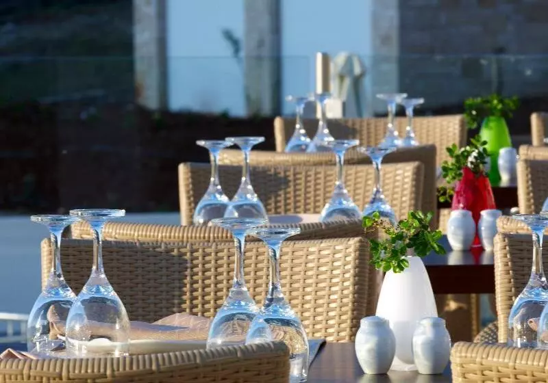 ホテル Filion Suites Resort & Spa