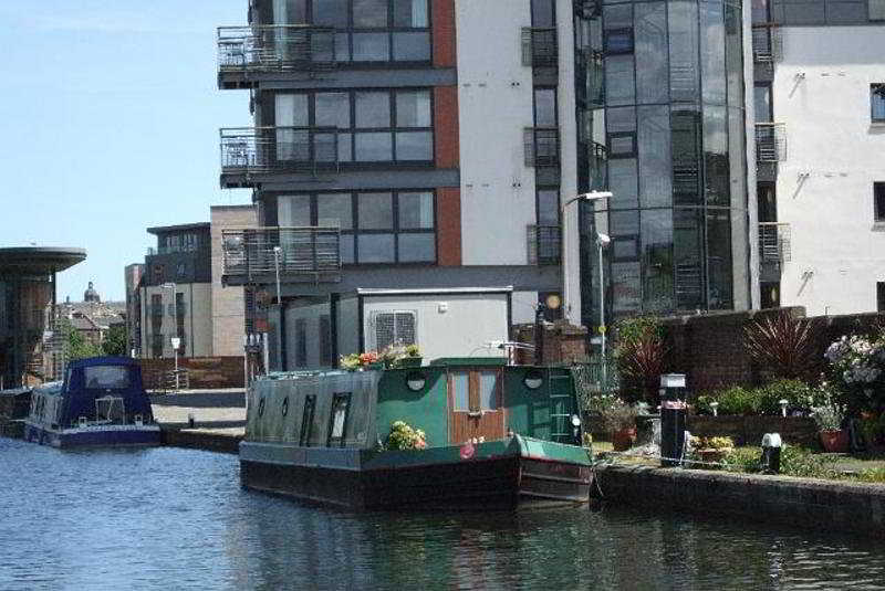 Hotel The Four Sisters Boatels Houseboats