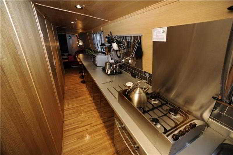 Hotel The Four Sisters Boatels Houseboats