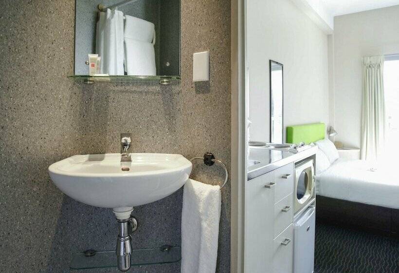 Hotel Ibis Budget Auckland Central