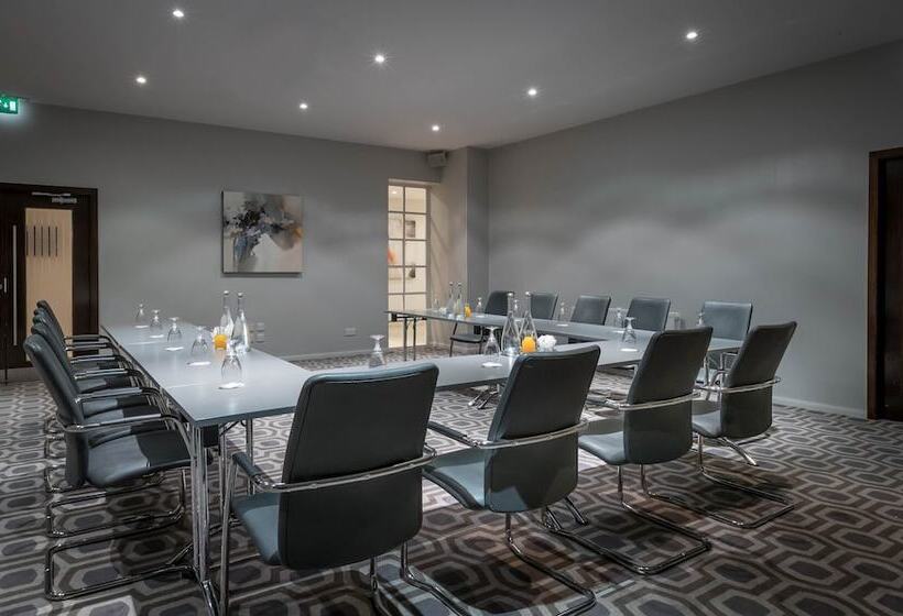 Maldron Hotel Dublin Airport