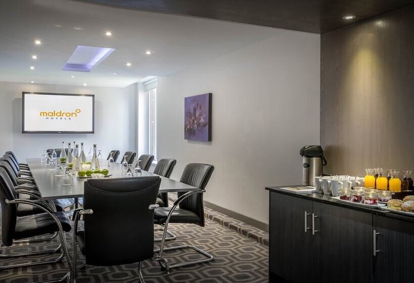 Maldron Hotel Dublin Airport