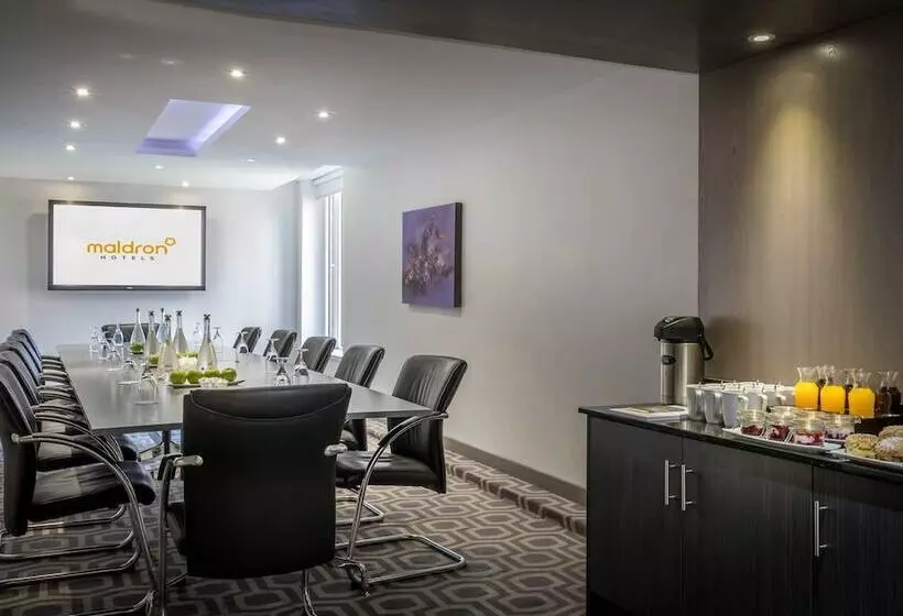 Maldron Hotel Dublin Airport