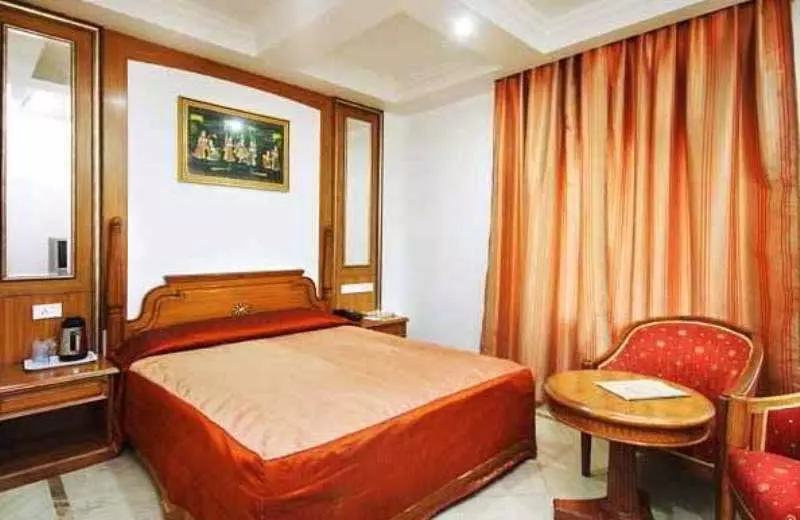 Hotel Mandakini Castle