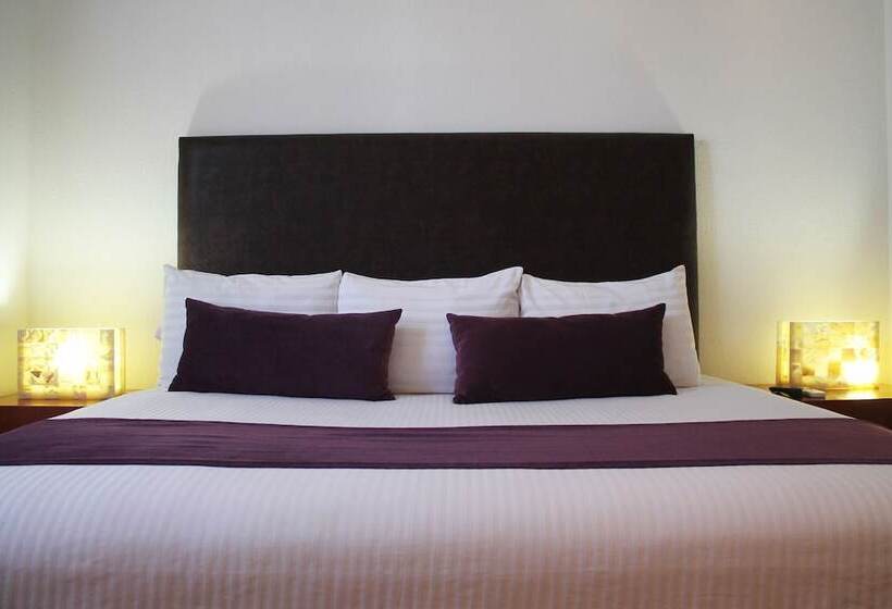 هتل Suites Corazón Mexicano