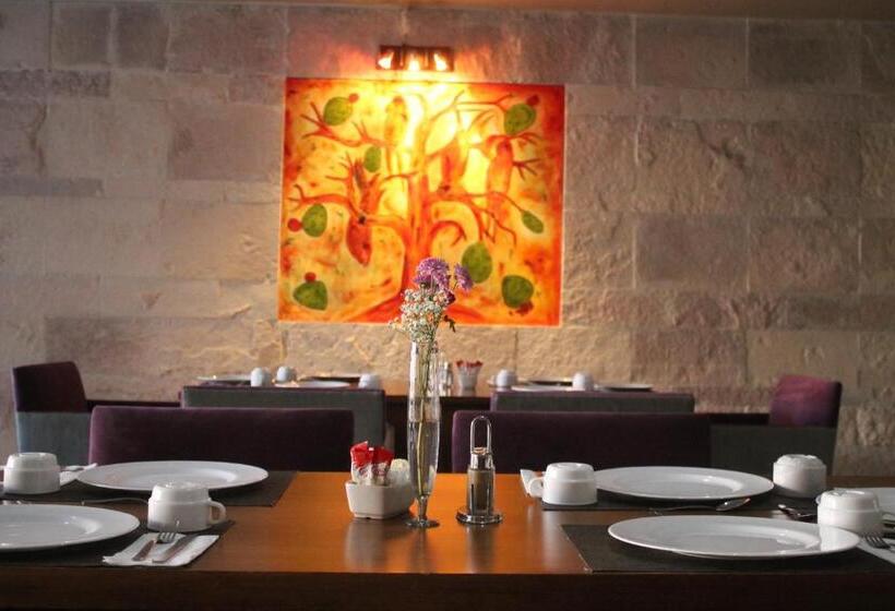 هتل Suites Corazón Mexicano