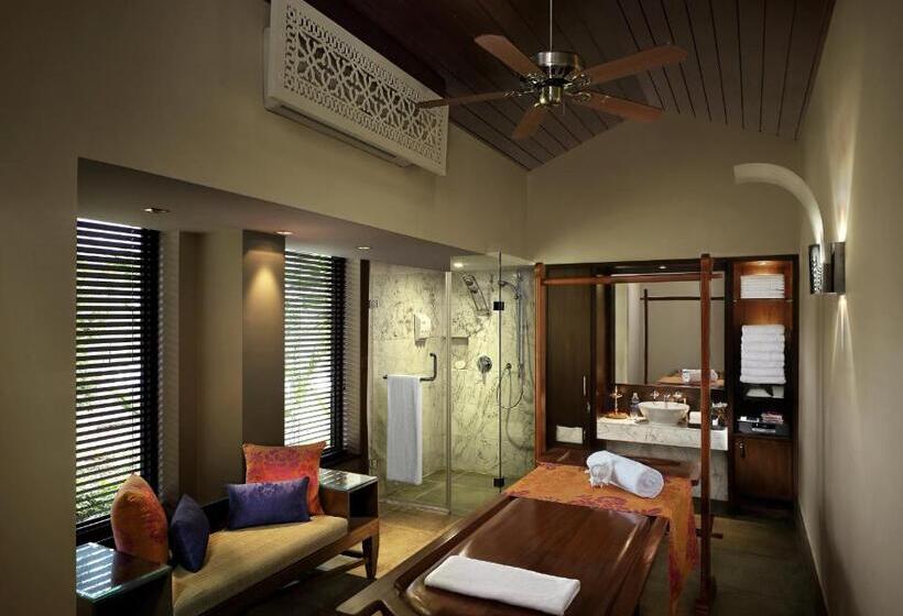 فندق The Leela Kovalam, A Raviz