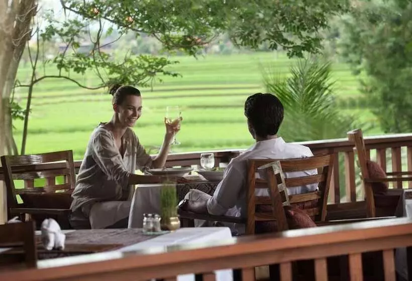 ホテル The Ubud Village Resort & Spa