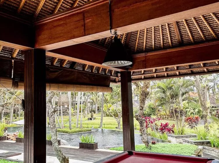 ホテル The Ubud Village Resort & Spa