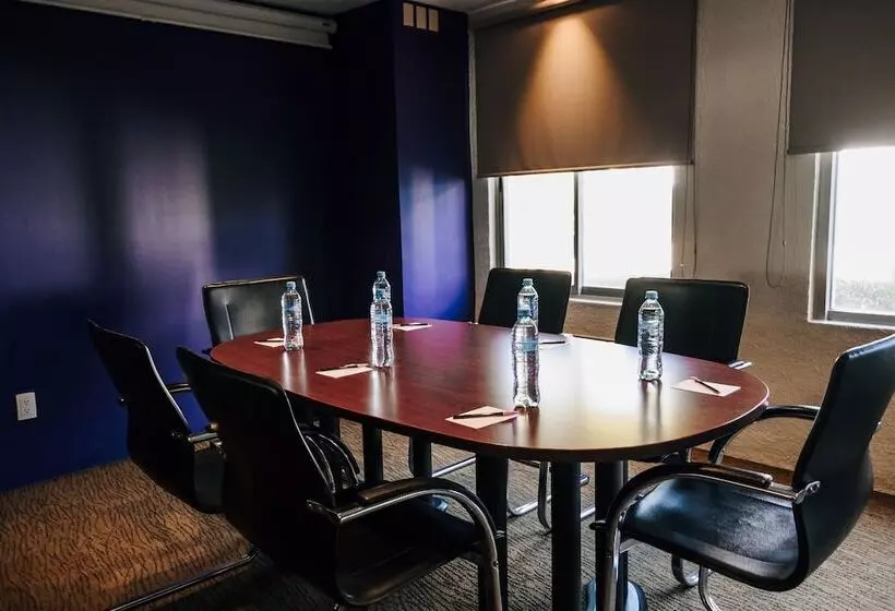 فندق Victoria Express