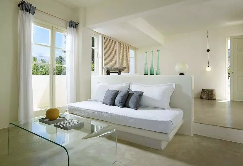 Iridachic Boutique Hotel & Spa