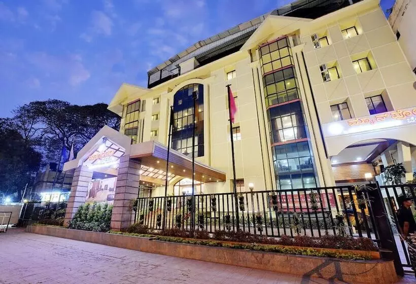 Manpho Bell Hotel & Convention Center