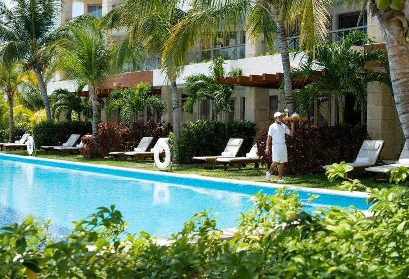 منتجع Excellence Playa Mujeres  All Inclusive  Adults Only