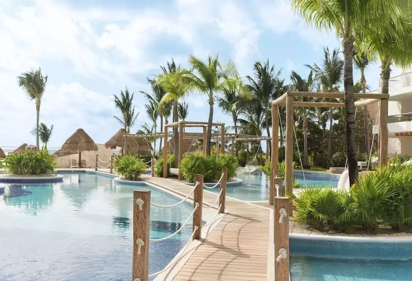 리조트 Excellence Playa Mujeres  All Inclusive  Adults Only