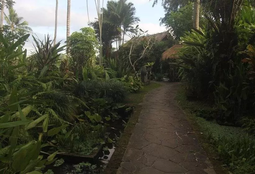 Taman Bebek Resort & Spa