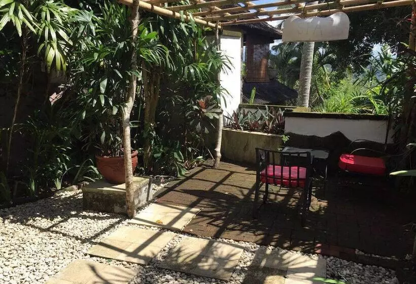 Taman Bebek Resort & Spa