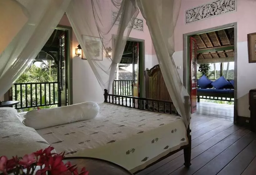 Taman Bebek Resort & Spa