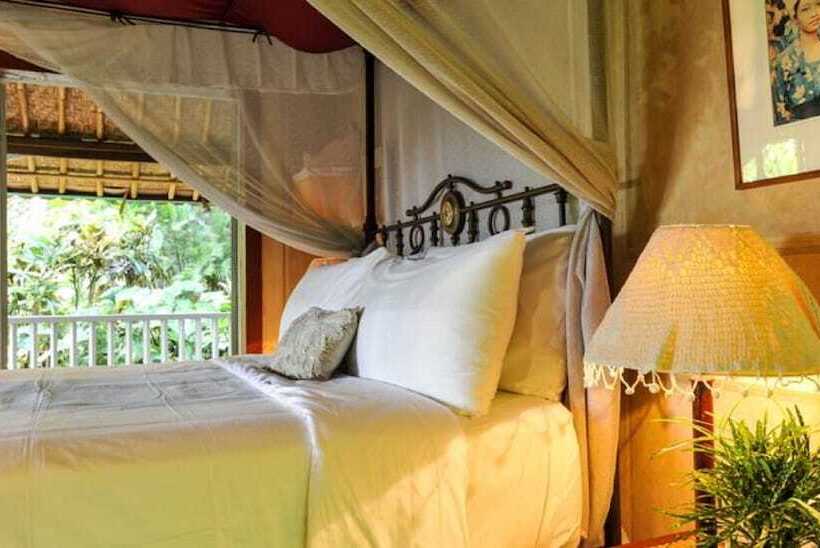 Taman Bebek Resort & Spa